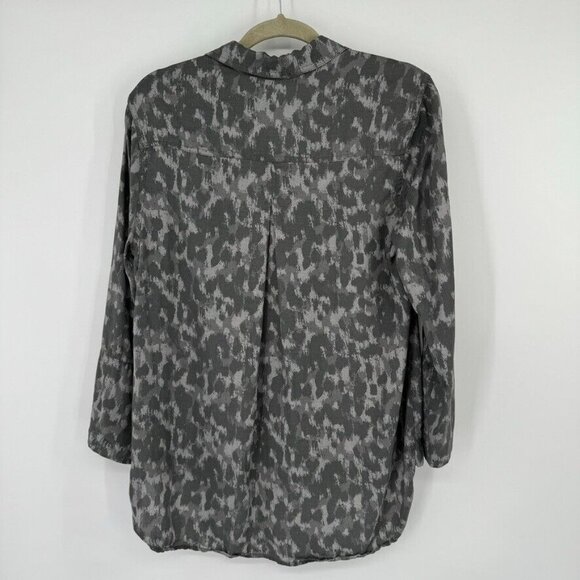 Cloth and stone woman's shirt top gray camo tincel button up size medium - Picture 10 of 12